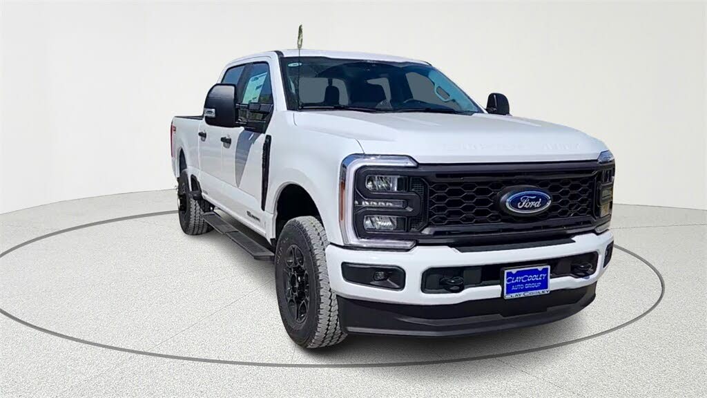 2026 Ford F-250 Super Duty XL Crew Cab 4WD