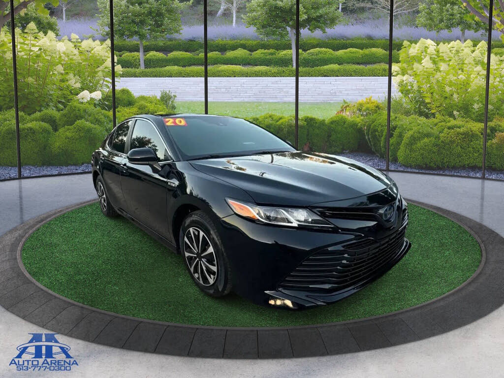 2020 Toyota Camry Hybrid LE FWD