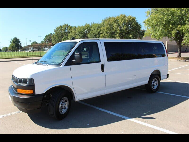 2025 Chevrolet Express 3500 LS Extended RWD