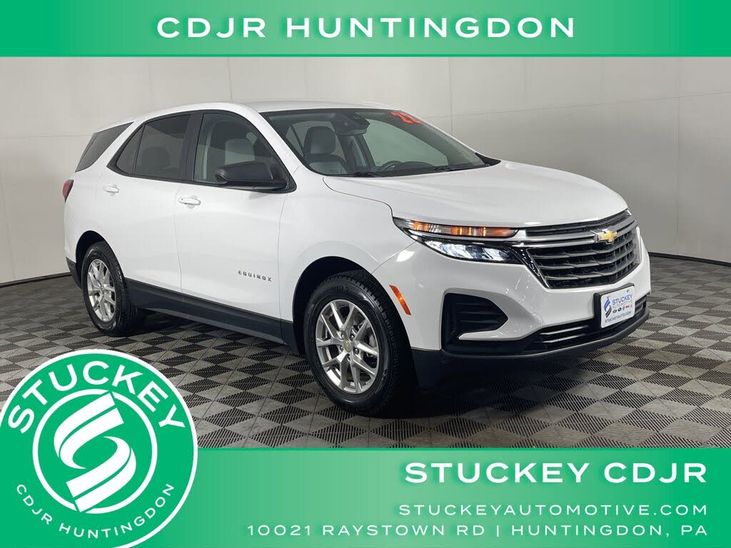 2022 Chevrolet Equinox LS AWD with 1FL