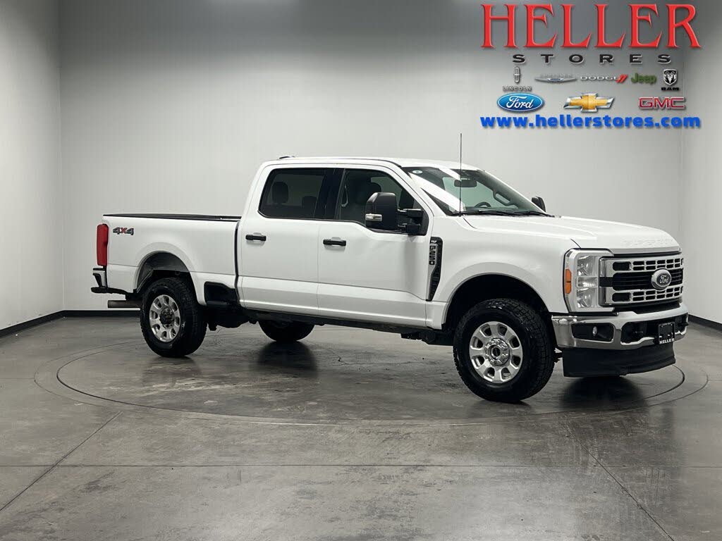 2023 Ford F-250 Super Duty XLT Crew Cab 4WD