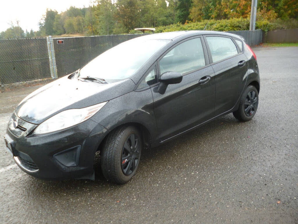 2011 Ford Fiesta SE Hatchback