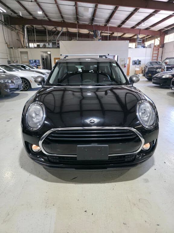 2017 MINI Cooper Clubman FWD