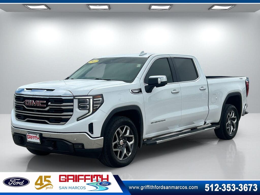 2022 GMC Sierra 1500 SLT Crew Cab 4WD