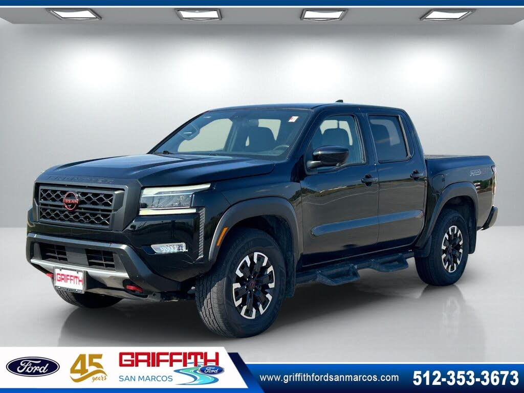 2024 Nissan Frontier PRO-4X Crew Cab 4WD