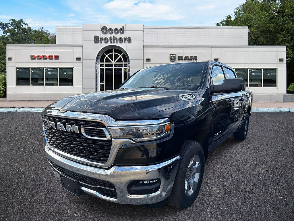 2025 RAM 1500 Big Horn Crew Cab 4WD