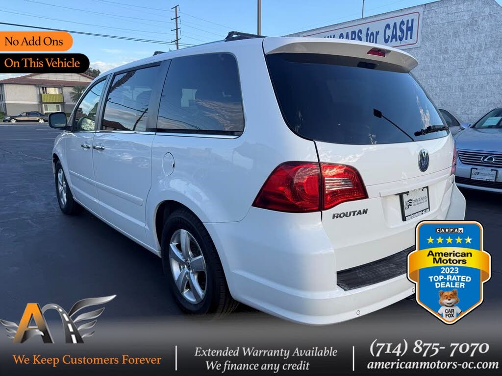 2014 Volkswagen Routan SEL Premium