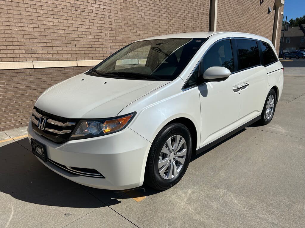 2016 Honda Odyssey SE FWD