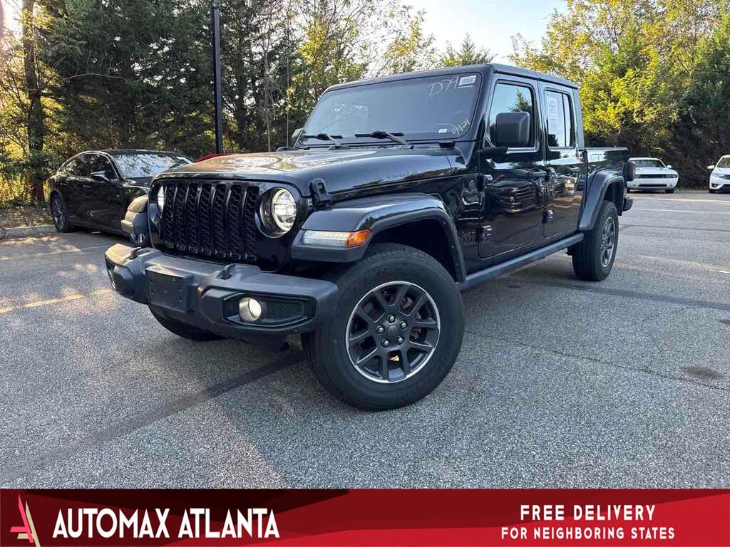 2022 Jeep Gladiator Willys Crew Cab 4WD