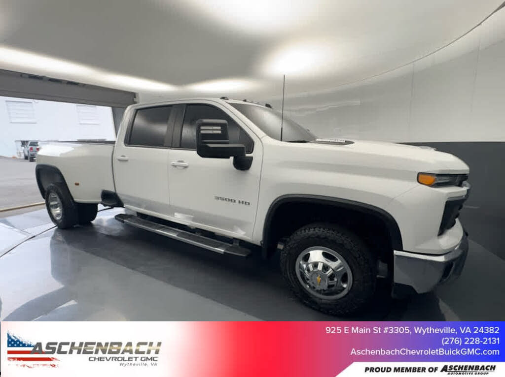 2024 Chevrolet Silverado 3500HD LT Crew Cab 4WD