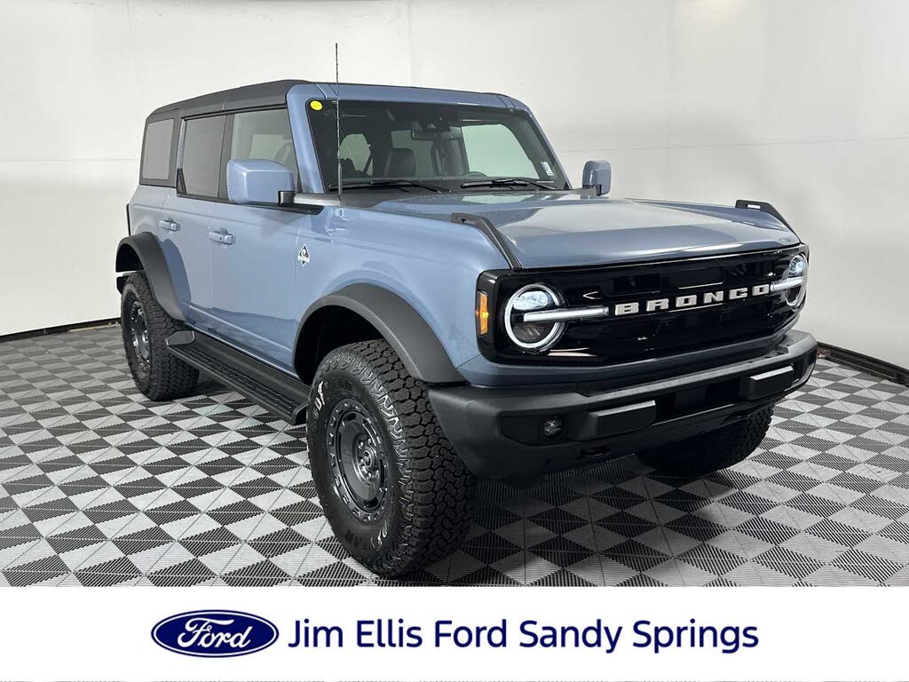 2025 Ford Bronco Outer Banks 4-Door 4WD