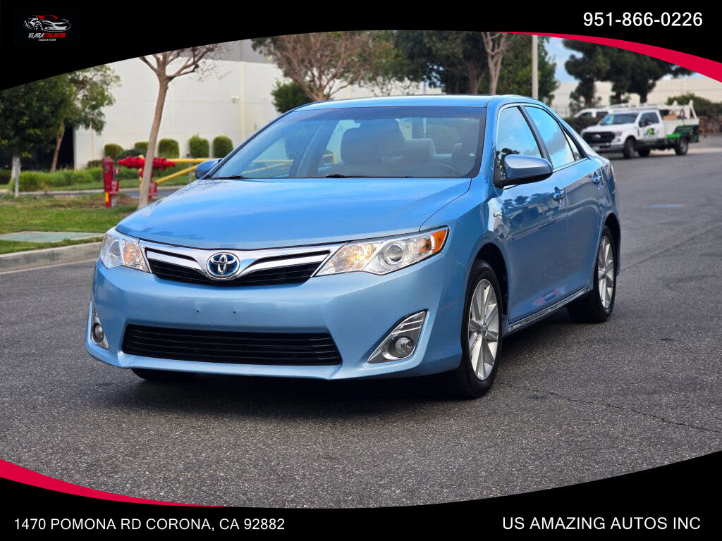 2012 Toyota Camry Hybrid XLE FWD