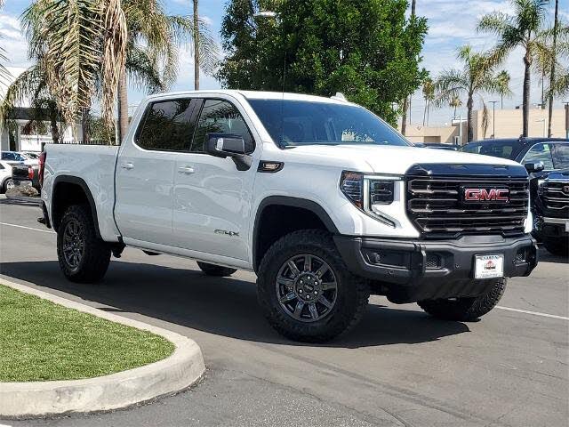 2026 GMC Sierra 1500 AT4X Crew Cab 4WD