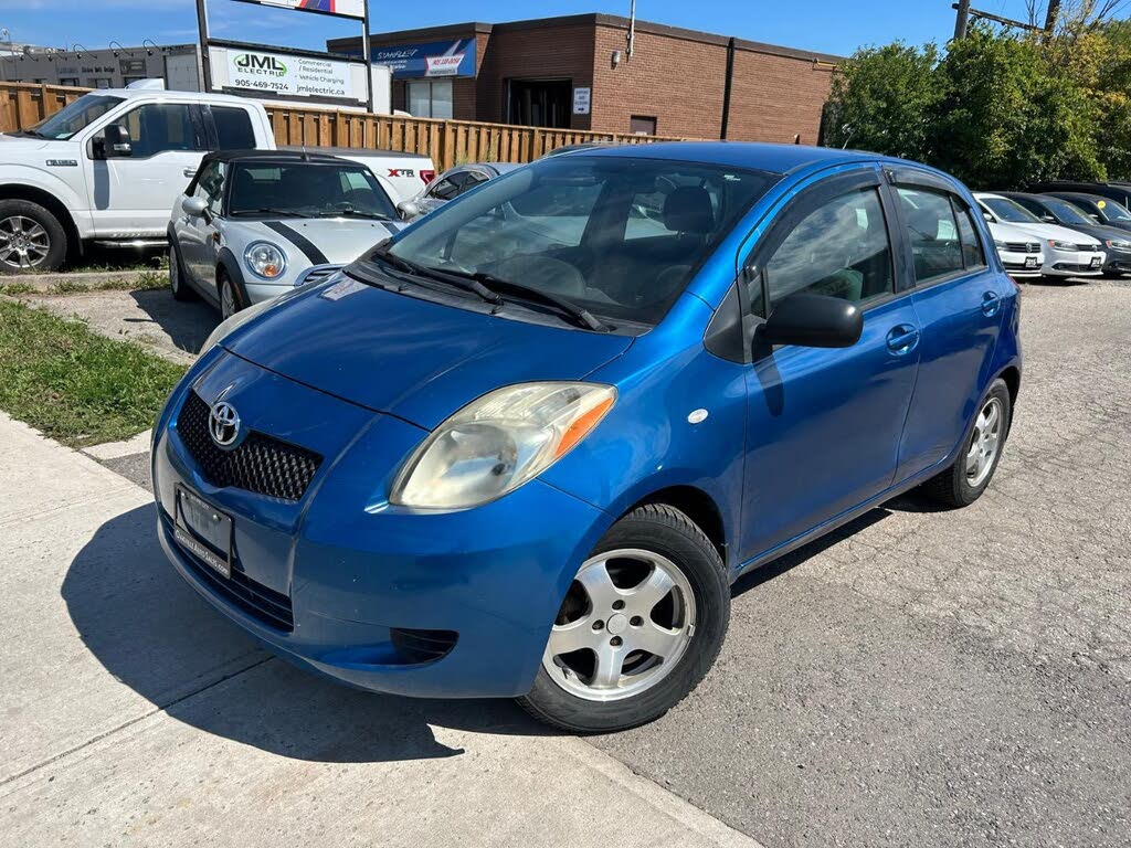 2007 Toyota Yaris LE Hatchback