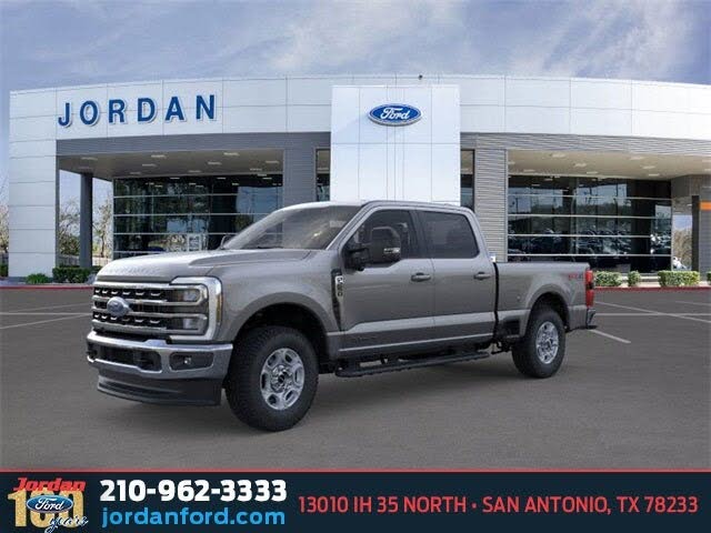 2026 Ford F-250 Super Duty XLT Crew Cab 4WD