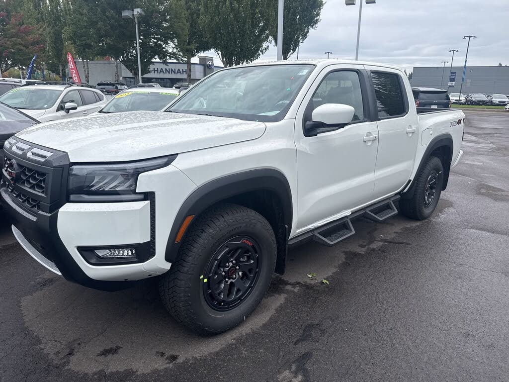 2026 Nissan Frontier PRO-4X Crew Cab 4WD