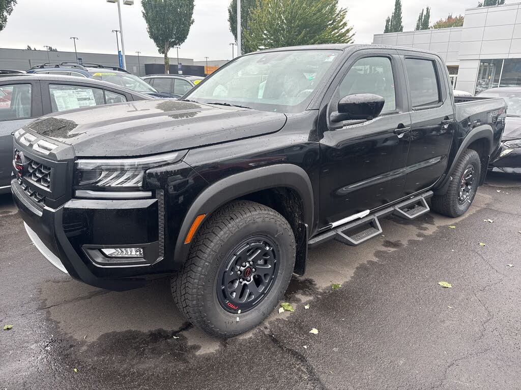 2026 Nissan Frontier PRO-4X Crew Cab 4WD