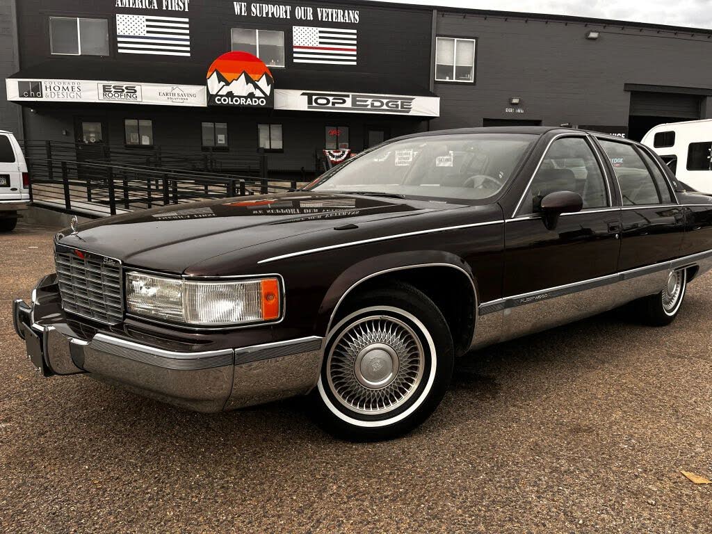 1993 Cadillac Fleetwood Sedan RWD
