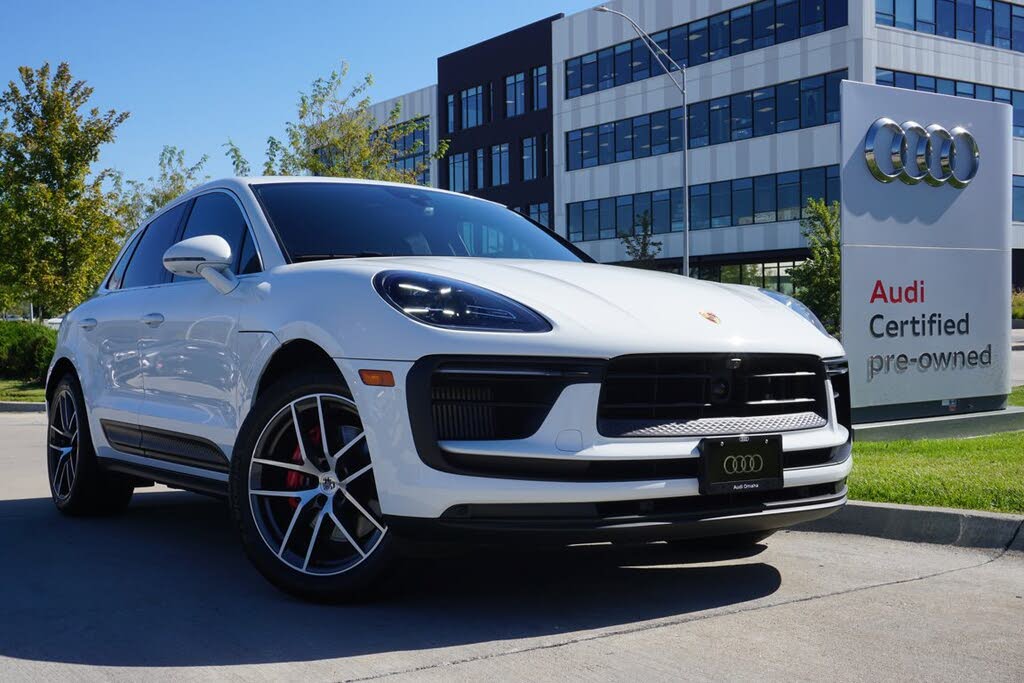 2023 Porsche Macan S AWD
