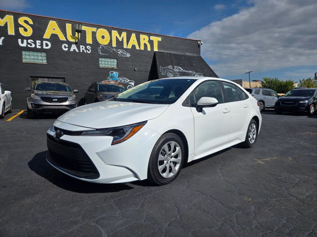 2024 Toyota Corolla LE FWD