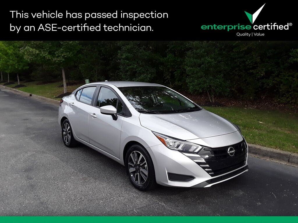 2023 Nissan Versa SV FWD