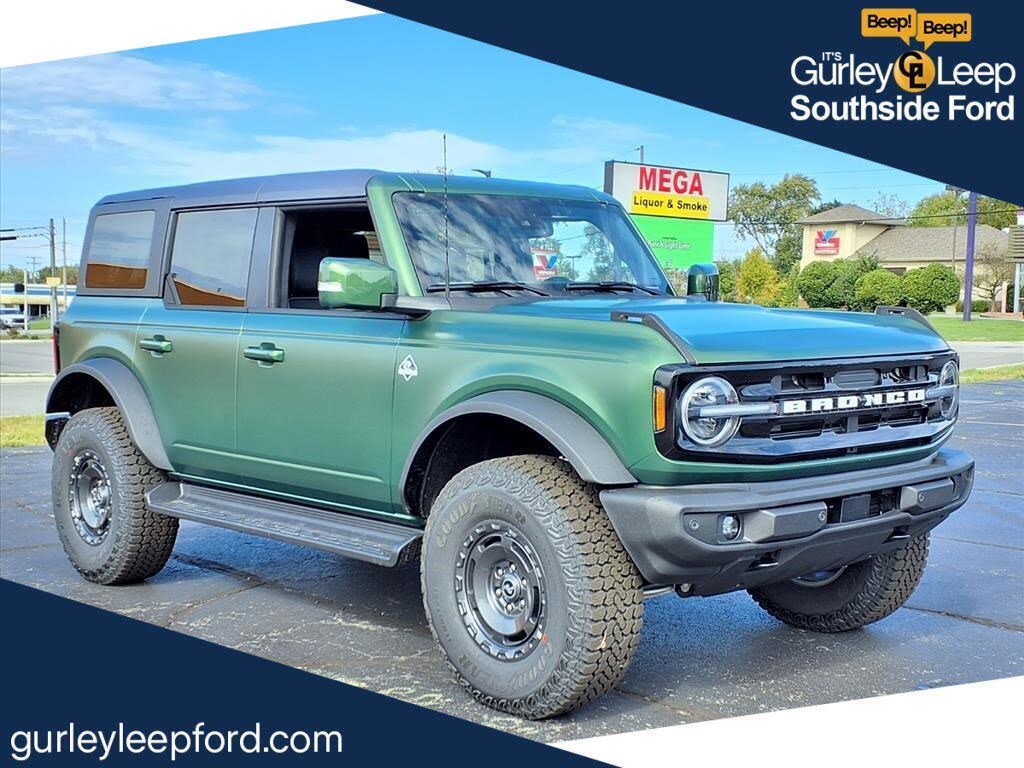 2025 Ford Bronco Outer Banks 4-Door 4WD