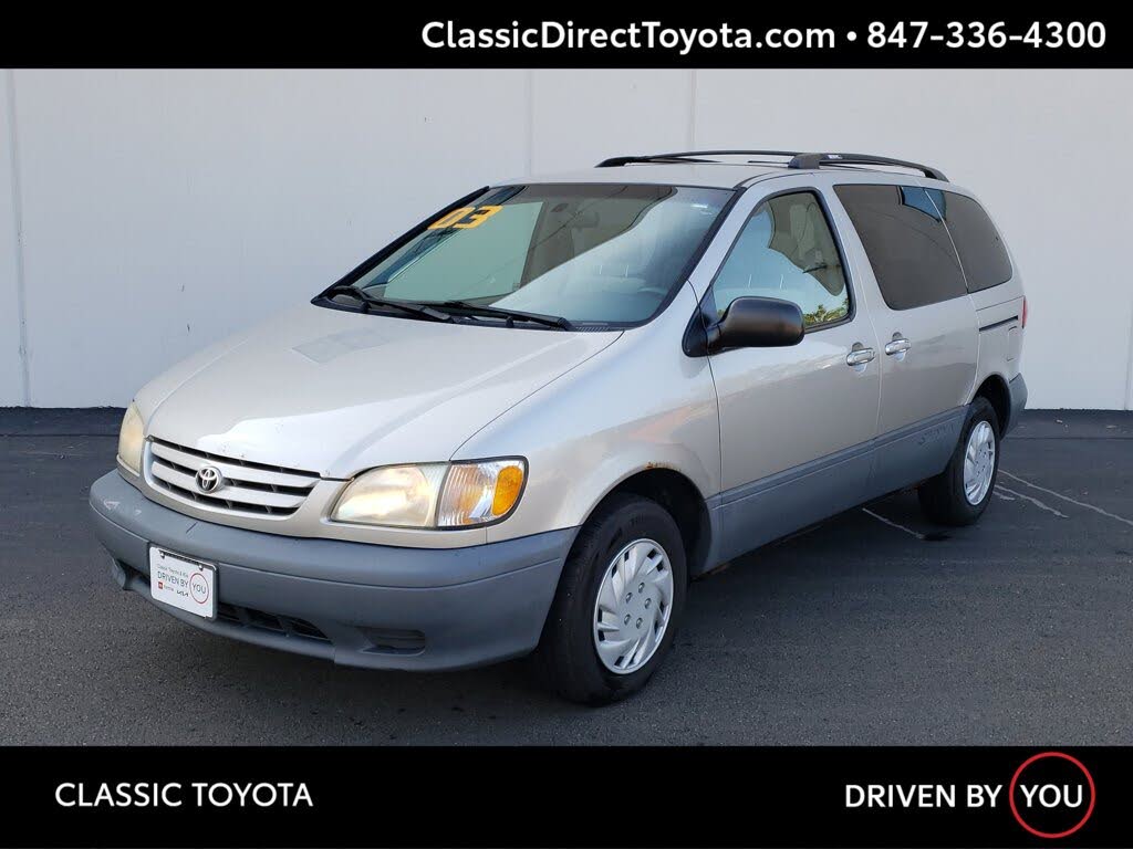 2003 Toyota Sienna CE
