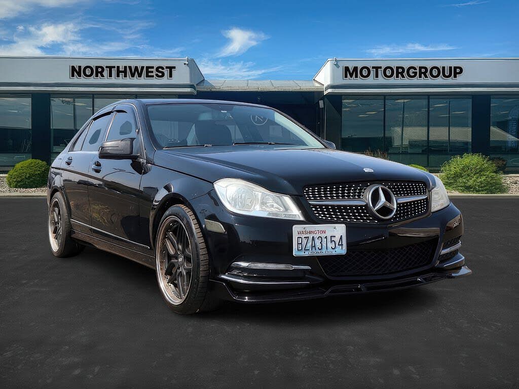 2012 Mercedes-Benz C-Class C 300 Luxury 4MATIC