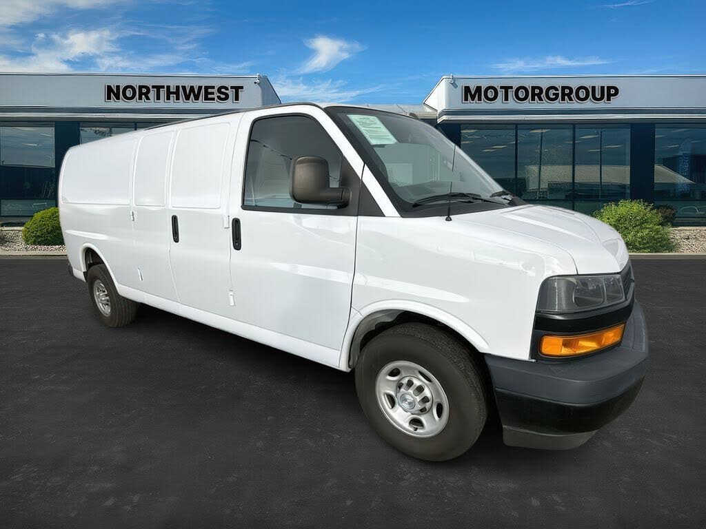 2018 Chevrolet Express Cargo 2500 Extended RWD