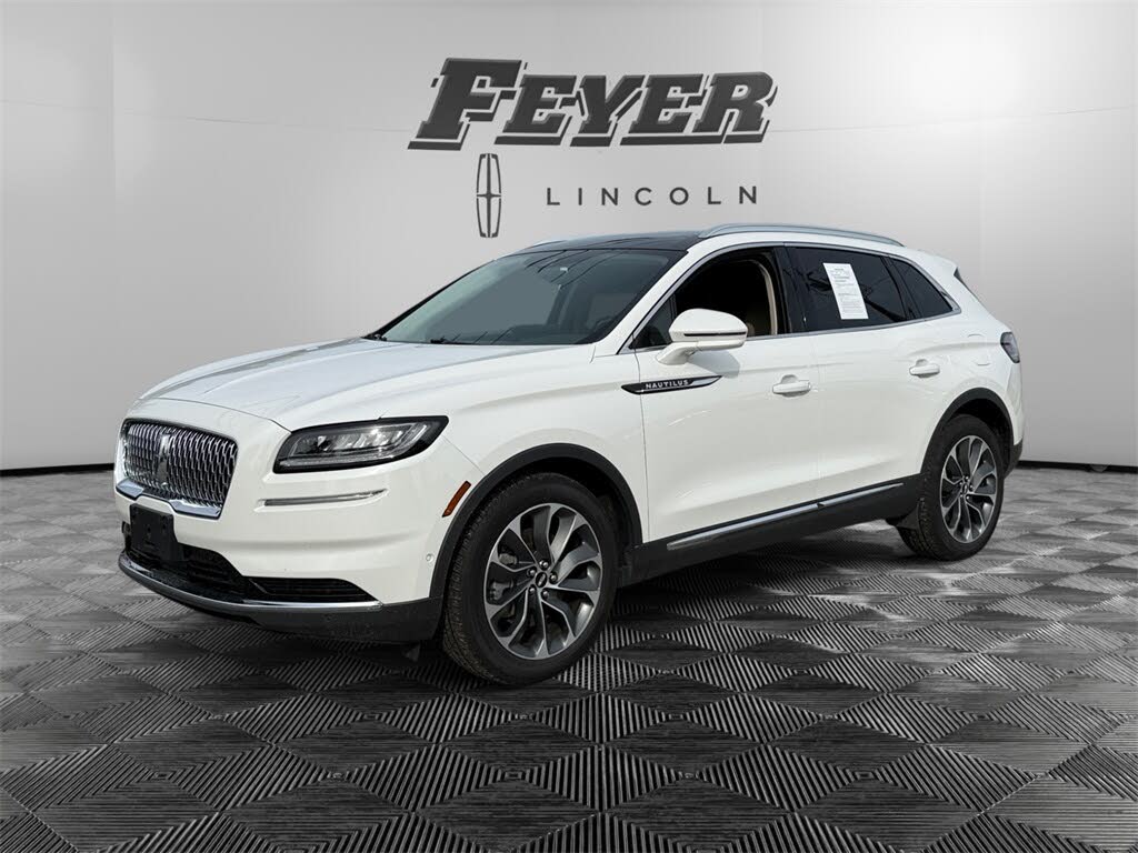 2022 Lincoln Nautilus Reserve AWD