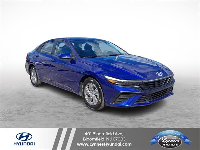 2024 Hyundai Elantra SE FWD