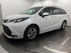 Toyota Sienna XLE 7-Passenger AWD