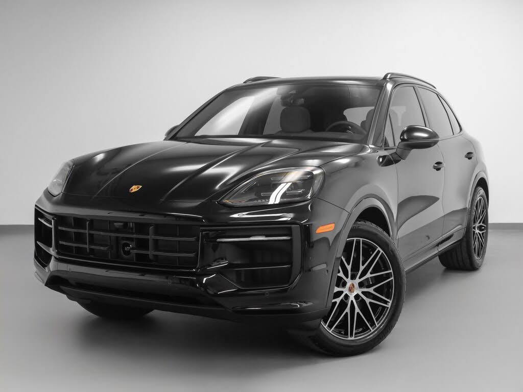 2025 Porsche Cayenne AWD