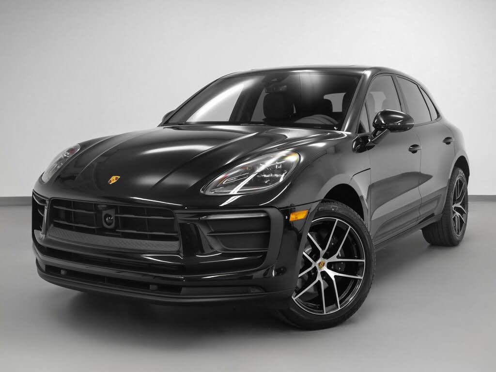 2025 Porsche Macan AWD