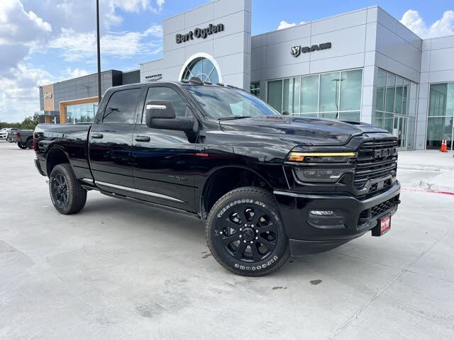 2025 RAM 2500 Laramie Crew Cab 4WD