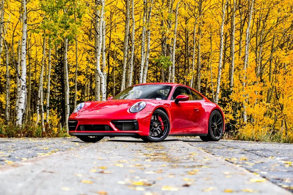2022 Porsche 911 Carrera GTS Coupe RWD