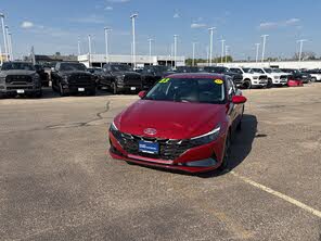 Hyundai Elantra Limited FWD