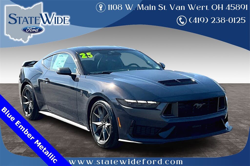 2025 Ford Mustang Dark Horse Fastback RWD