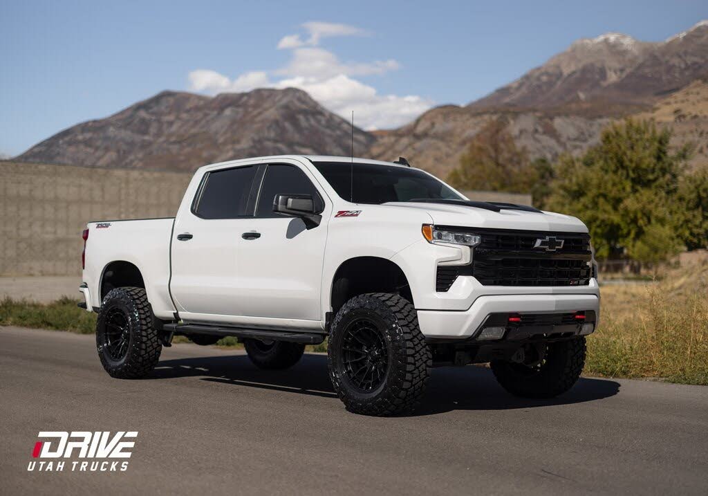 2023 Chevrolet Silverado 1500 LT Trail Boss Crew Cab 4WD