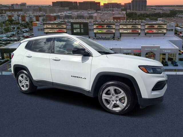 2023 Jeep Compass Latitude 4WD