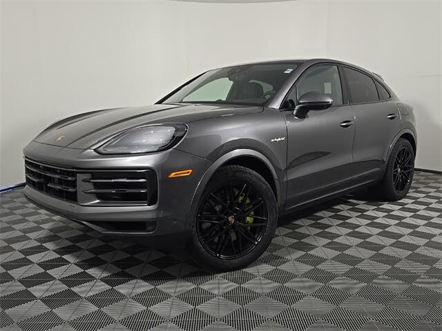 2025 Porsche Cayenne Coupe AWD