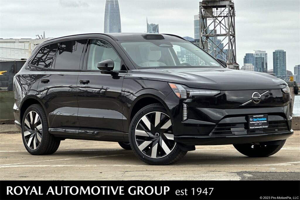 2025 Volvo EX90 Twin Plus 6-Passenger eAWD