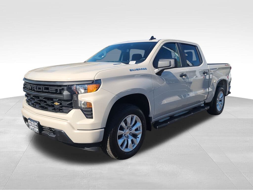 2026 Chevrolet Silverado 1500 Custom Crew Cab 4WD
