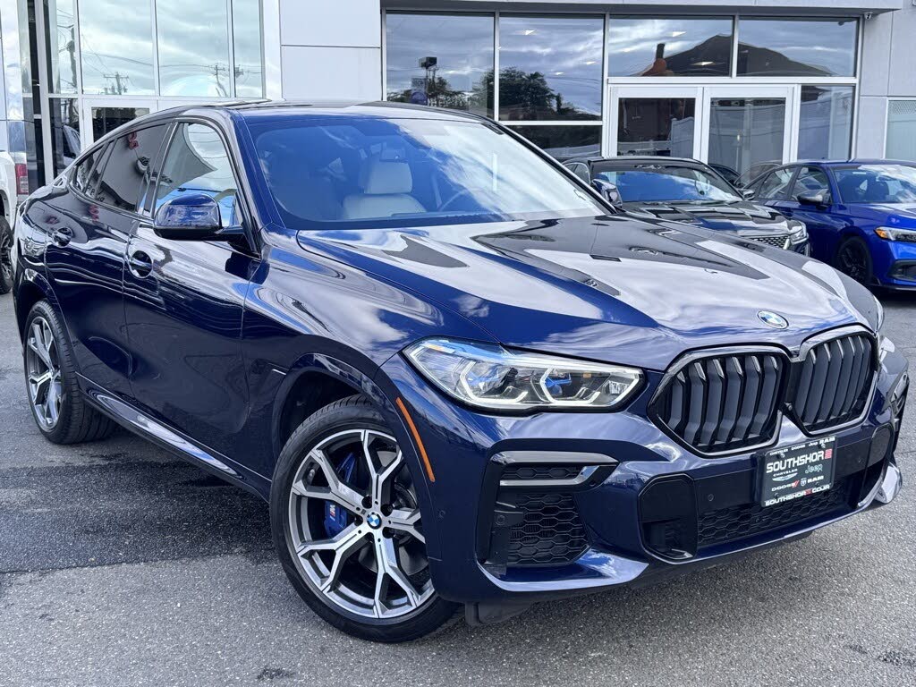 2022 BMW X6 M50i AWD