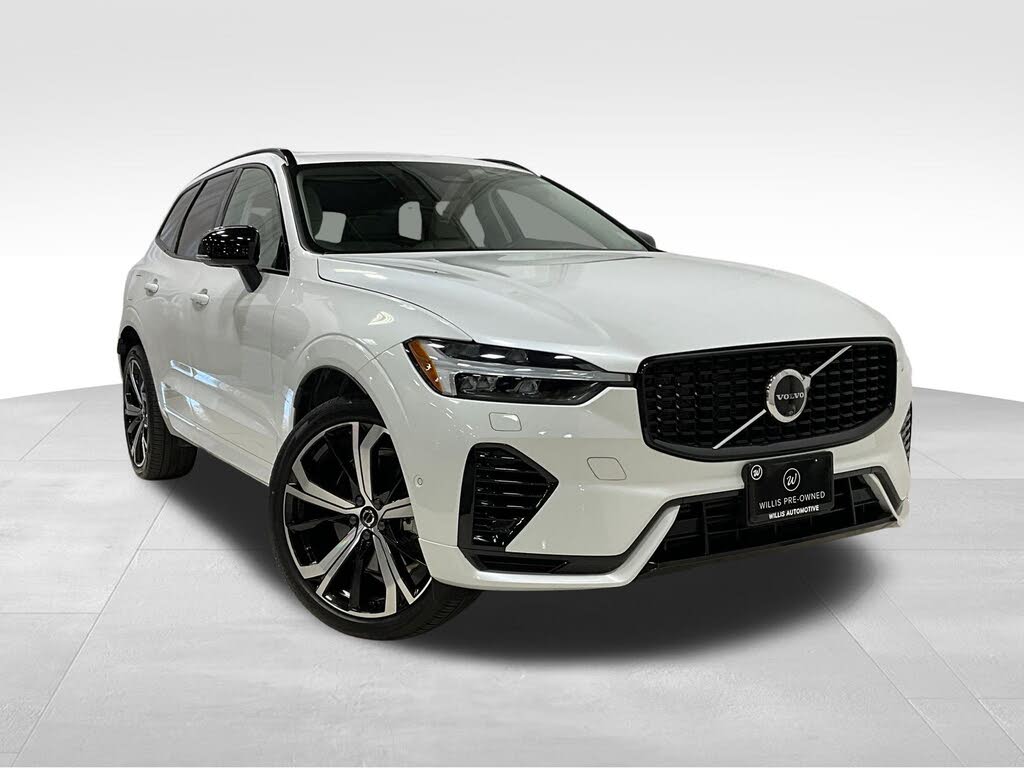 2024 Volvo XC60 Recharge T8 Ultimate Dark Theme eAWD