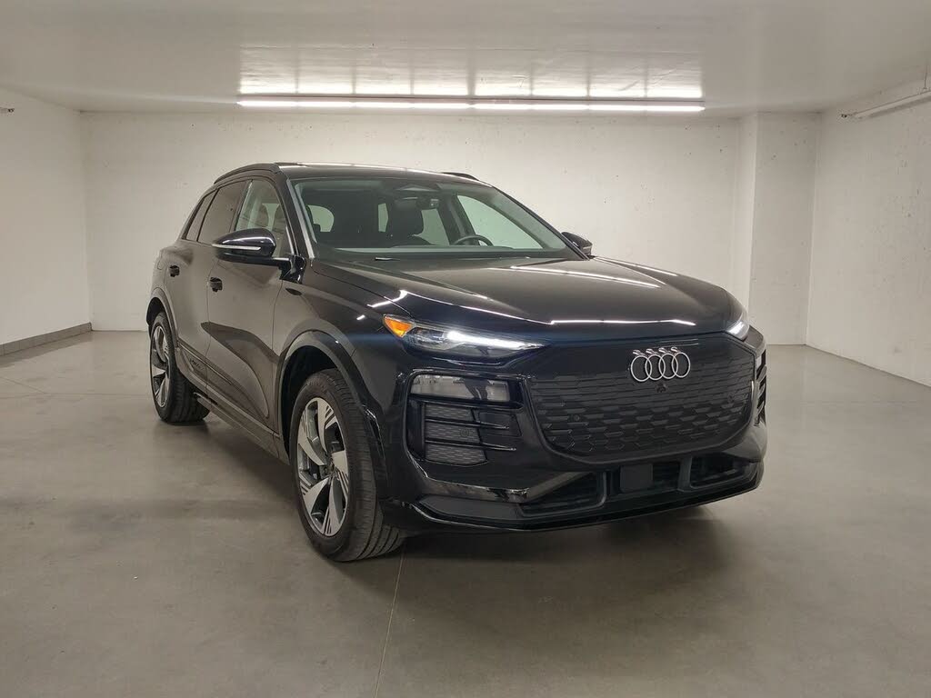 2025 Audi Q6 e-tron quattro