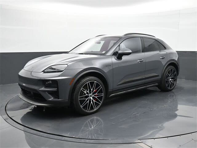 2025 Porsche Macan AWD