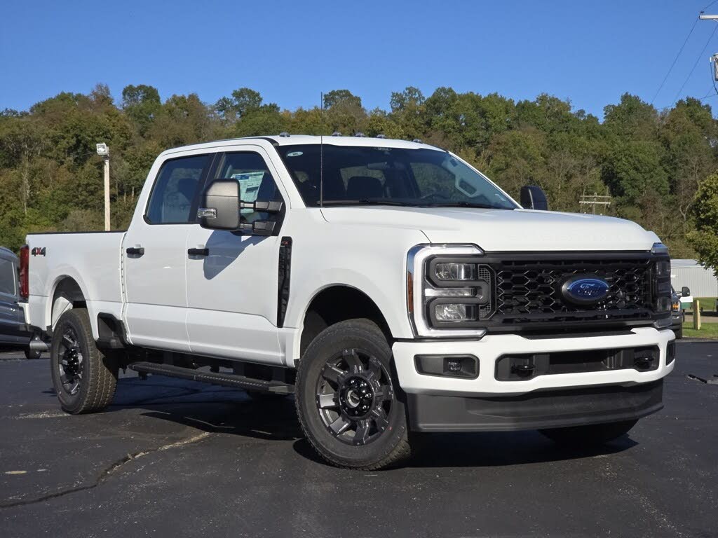 2026 Ford F-250 Super Duty XL Crew Cab 4WD