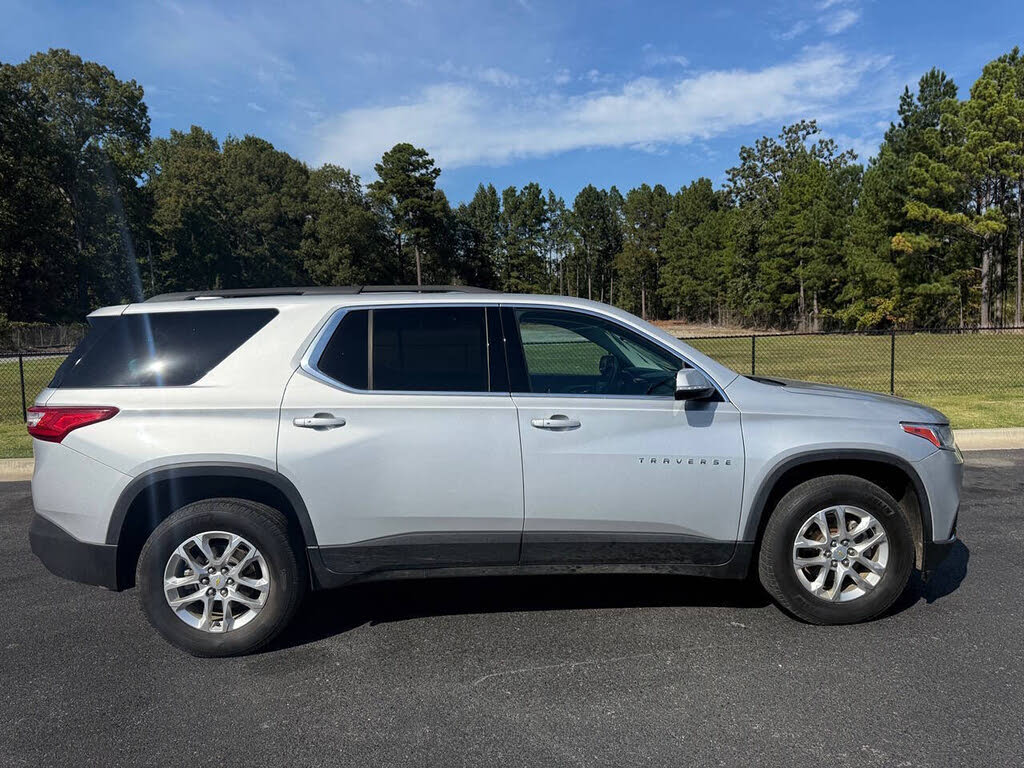 2020 Chevrolet Traverse LT Cloth FWD