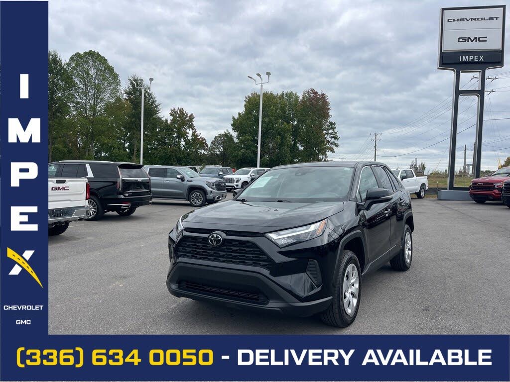 2025 Toyota RAV4 LE AWD